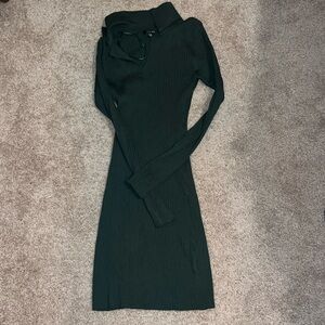 Green collar dress